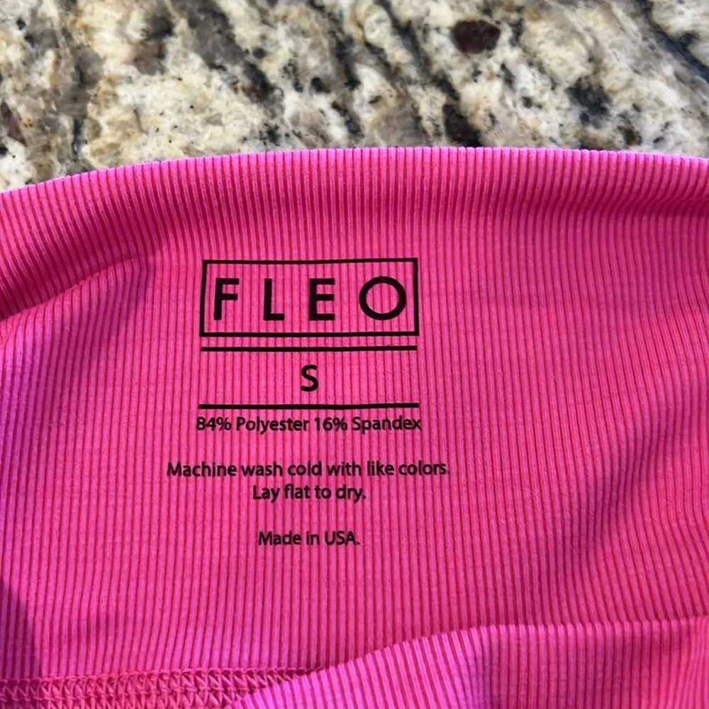 FLEO Charge NFS Shorts Pink ribbed Sz Small